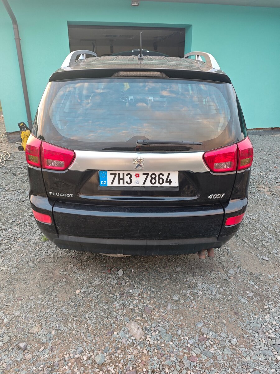 Peugeot 4007 4x4 2,2 HDI 115kw rok 2008 - 5