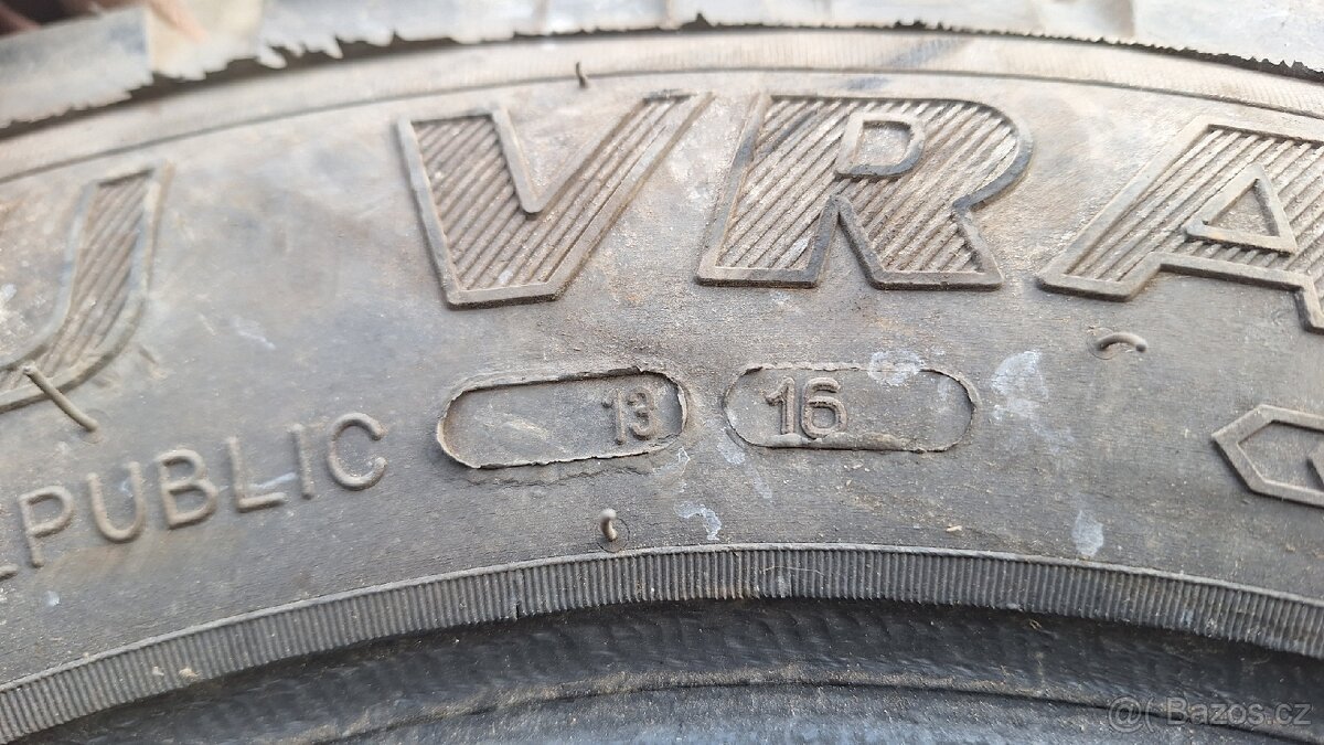 Pneu vranik truck 2000 195 R15