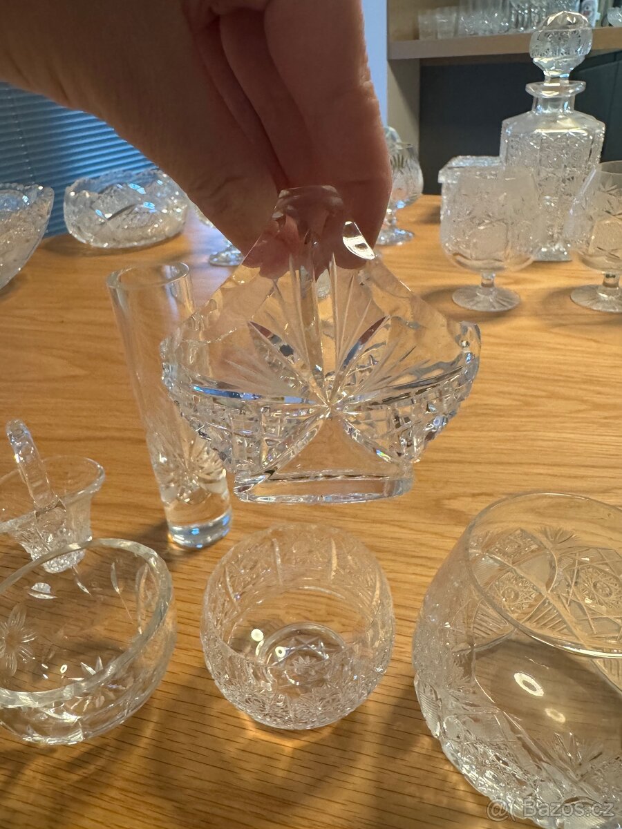 Prodám - sada broušených dekorací ze skla - 5
