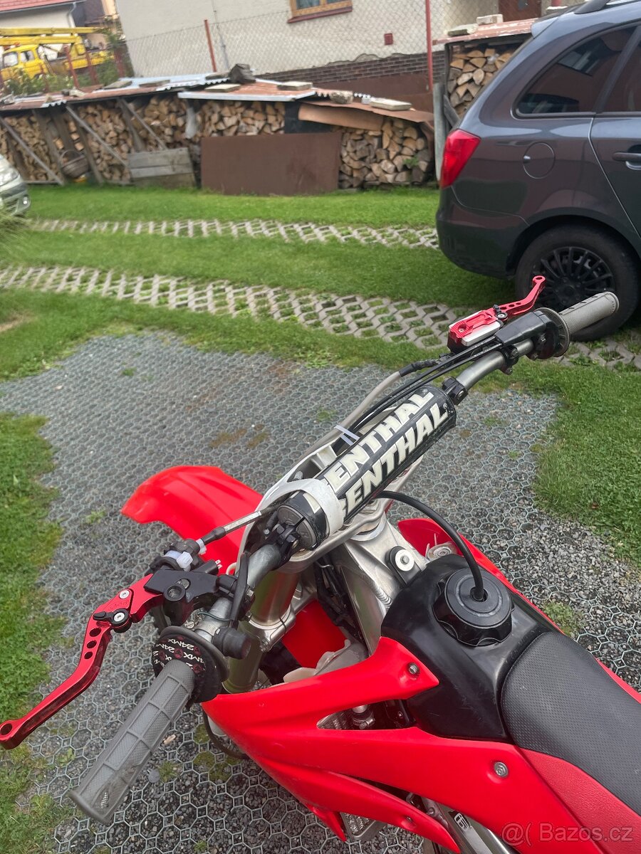 Honda crf 250 R 2005 - číst celý text