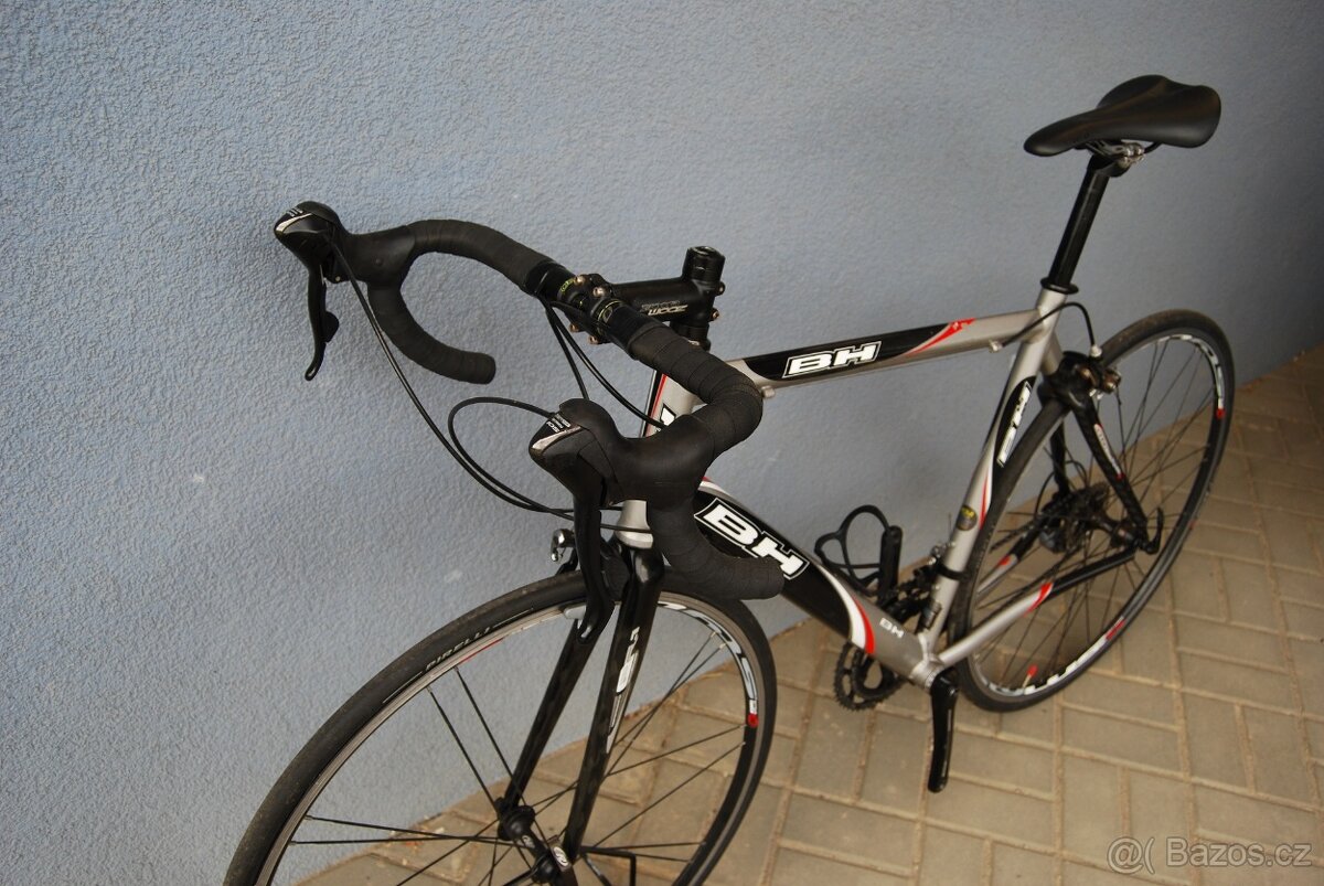 Silniční kolo BH 56CM - 5
