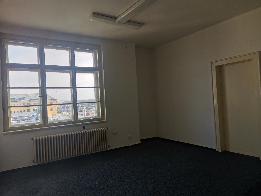 Pronájem, Kanceláře, 27m² - Pardubice - Semtín, ev.č. 00099 - 5