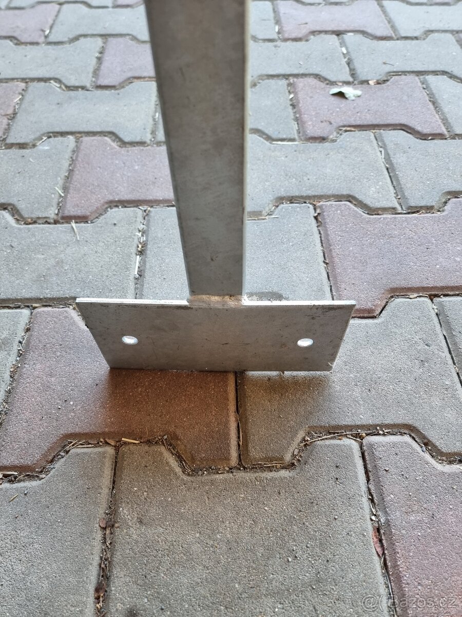 Stojka zabradlí - 5