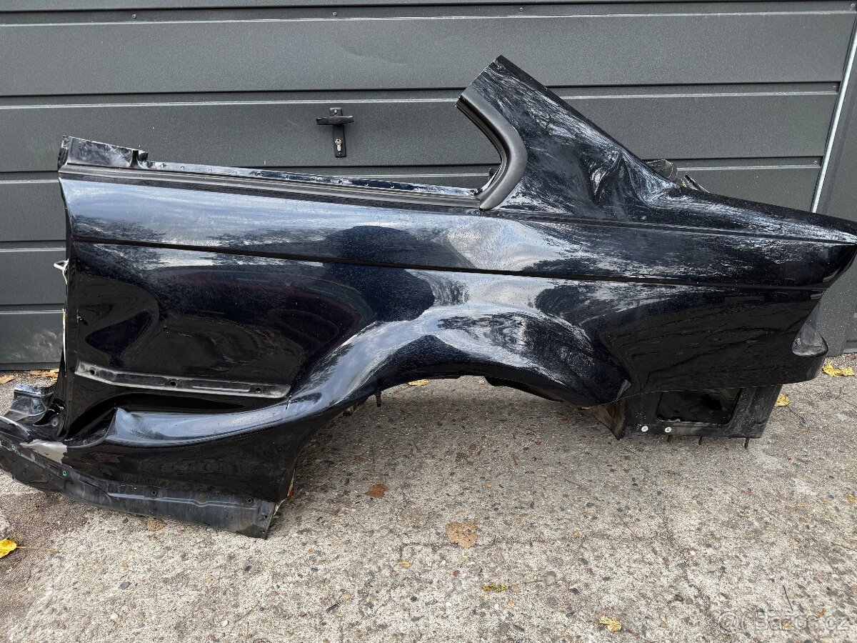 BMW E46 M3 Boky / lemy / bočnice 2/4 - 5