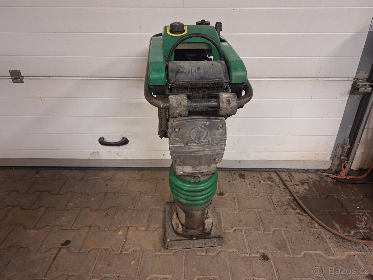 Vibrační pěch Wacker - 5