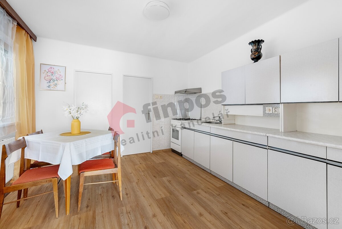 Prodej RD 4+1 140m2 v Blučině, okr. Brno-venkov - 5