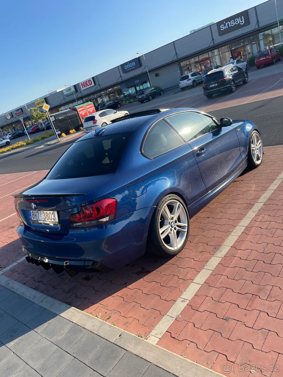 BMW E82 123D coupe M2 look 200kw - 5