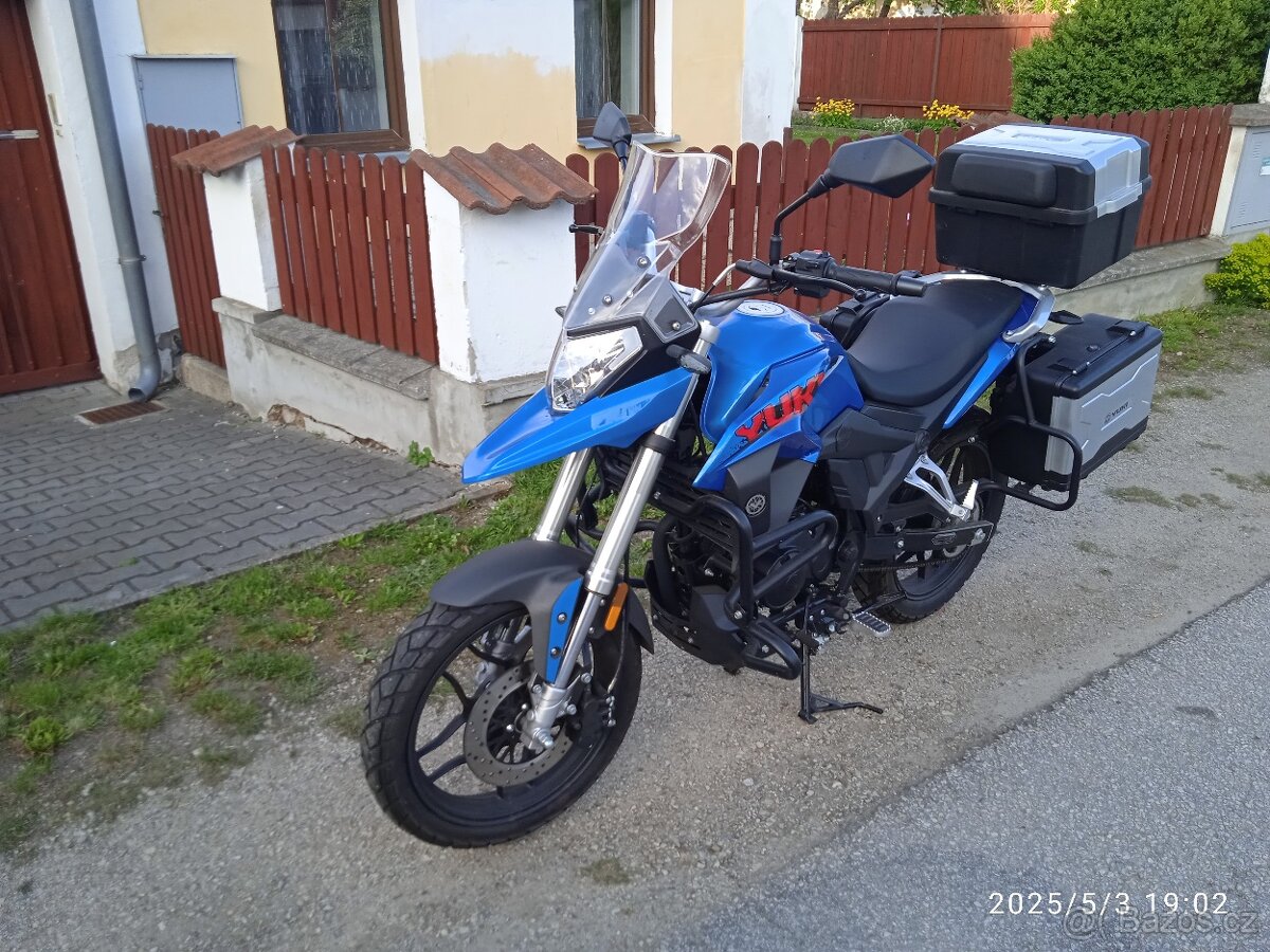 Yuki 125i XTR