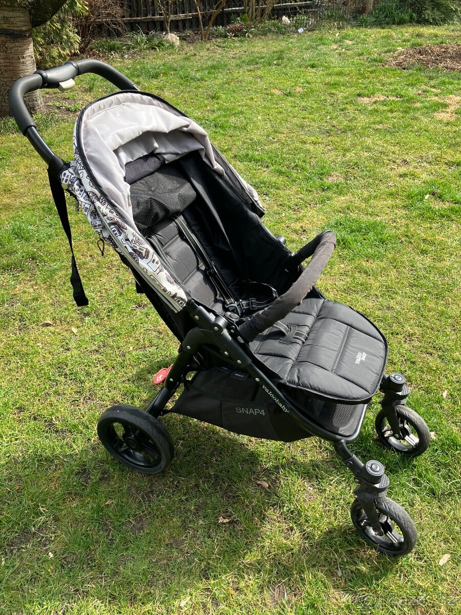 Kočárek Valco Snap4 - 5