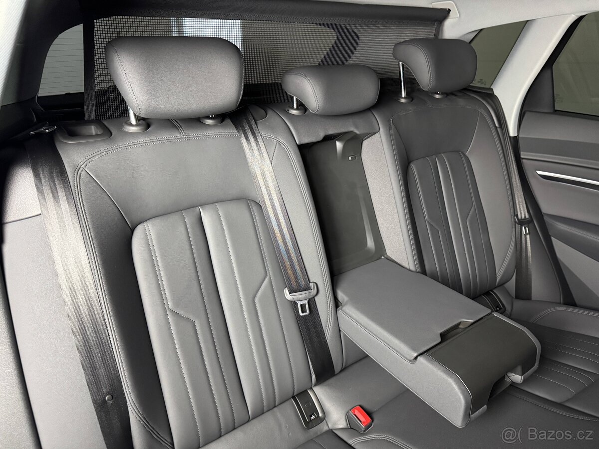 Audi e-tron 55 300KW S-Line Panorama Matrix - 5