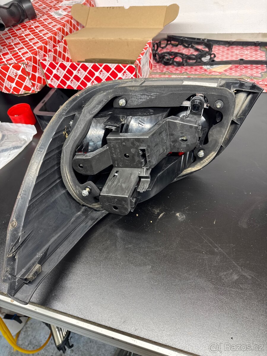 Zadní světla z BMW E60 - 5