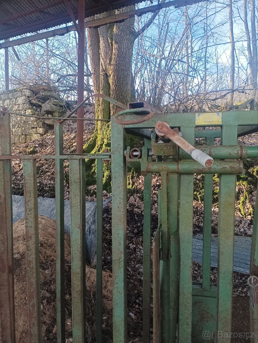 Fixační čelo na klec - 5