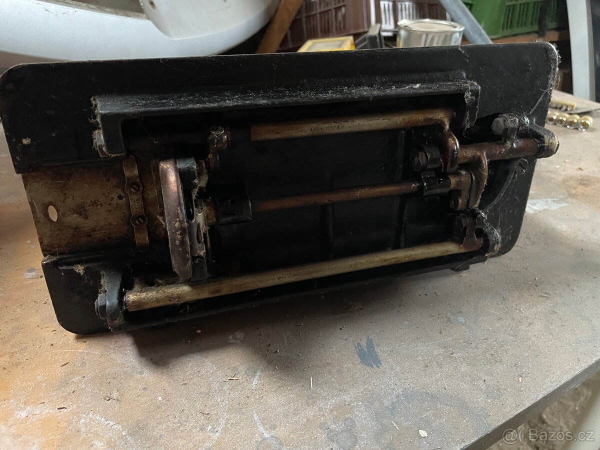 Šicí stroj Singer - 5