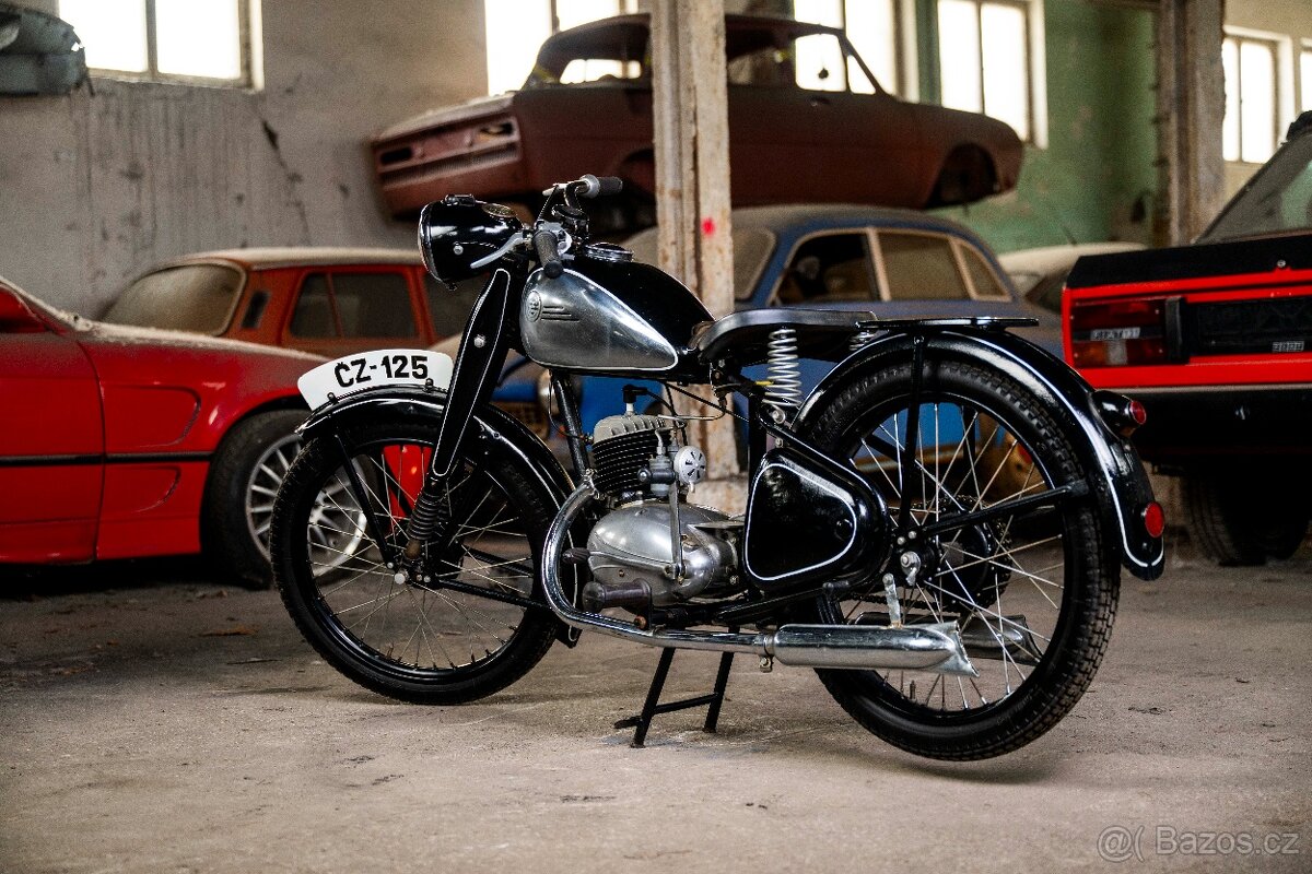 ČZ 125 T - 5