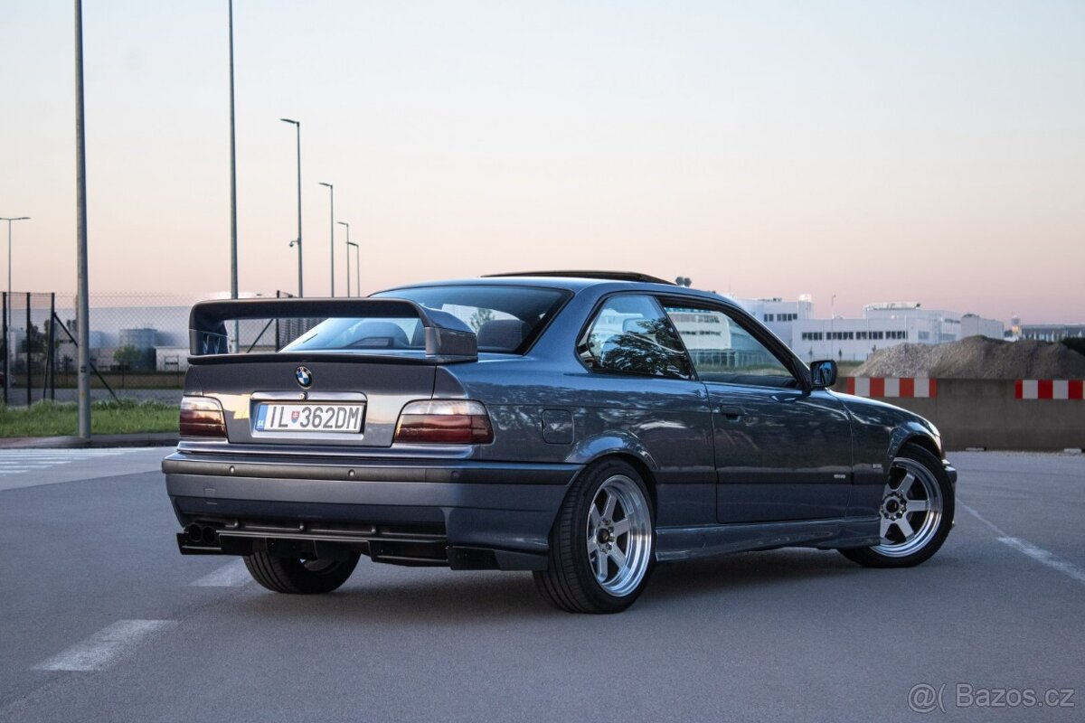 BMW E36 325i coupe - 5