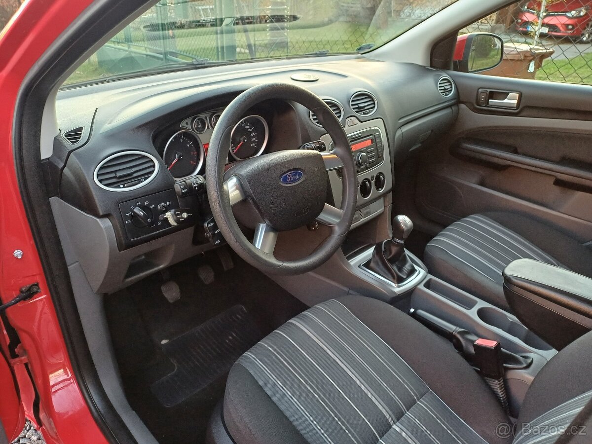 74195km Ford Focus 1.6 16V Tempomat - 5