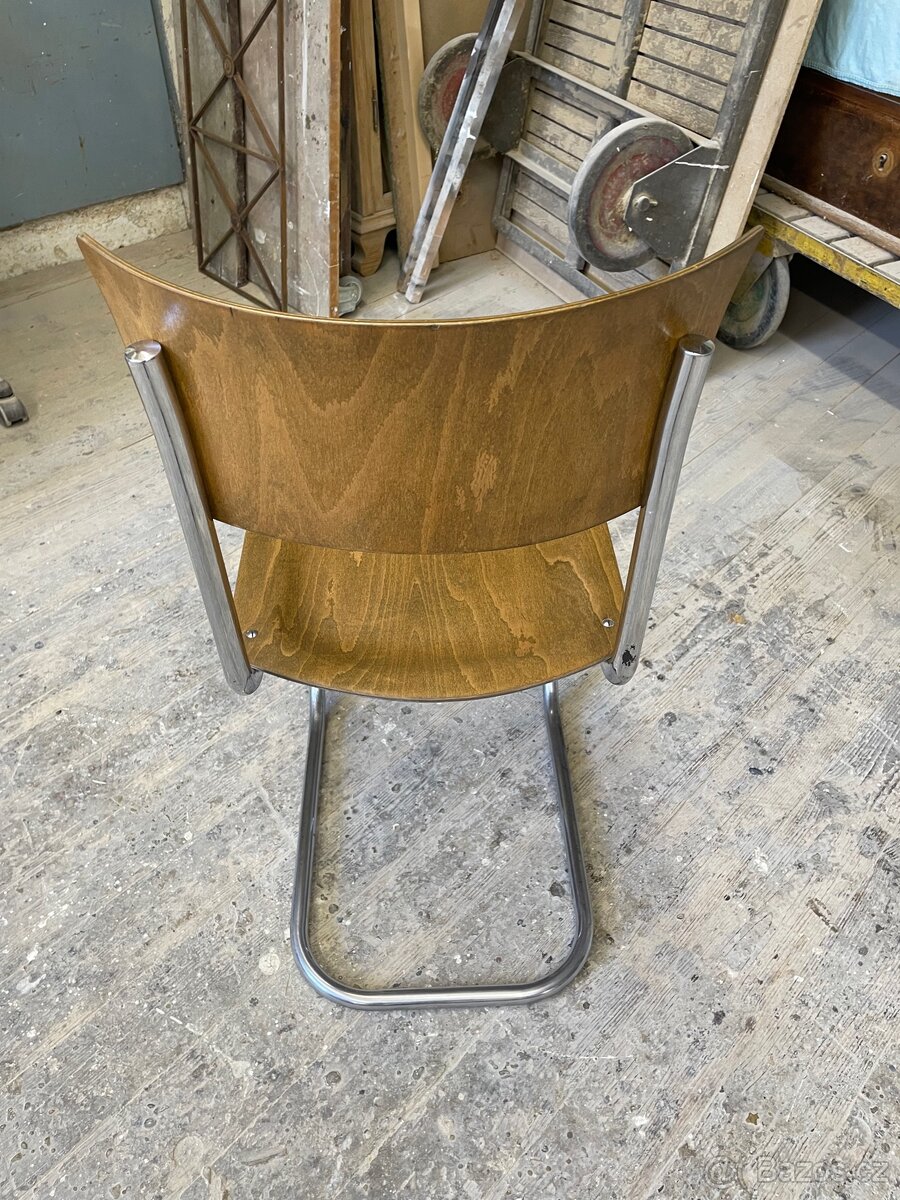 Chromovaná funkcionalistická židle - 5