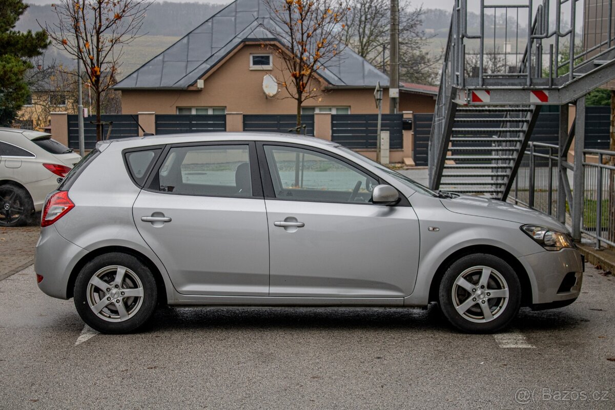 Kia Cee´d 1.4 1.majiteľ - 5