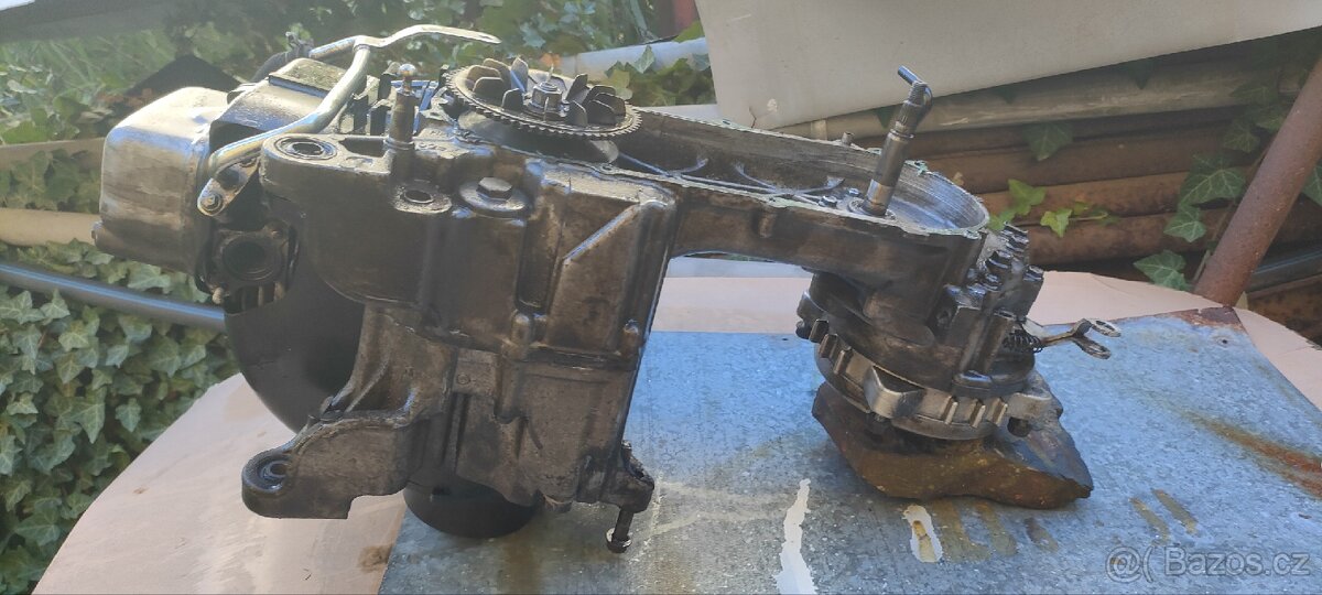 Honda lead 100 cc engine - 5