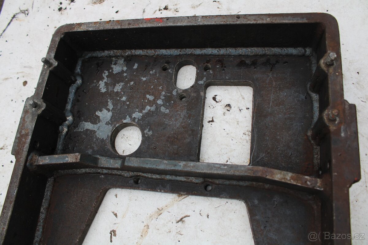 Zetor 7245 7745 ukt vana nad přední nápravu ocelová - 5