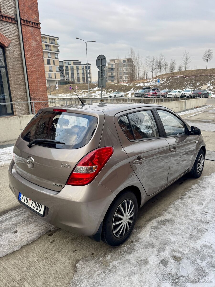 HYUNDAI I20 1.4 CRDI – NÍZKÝ NÁJEZD - 5