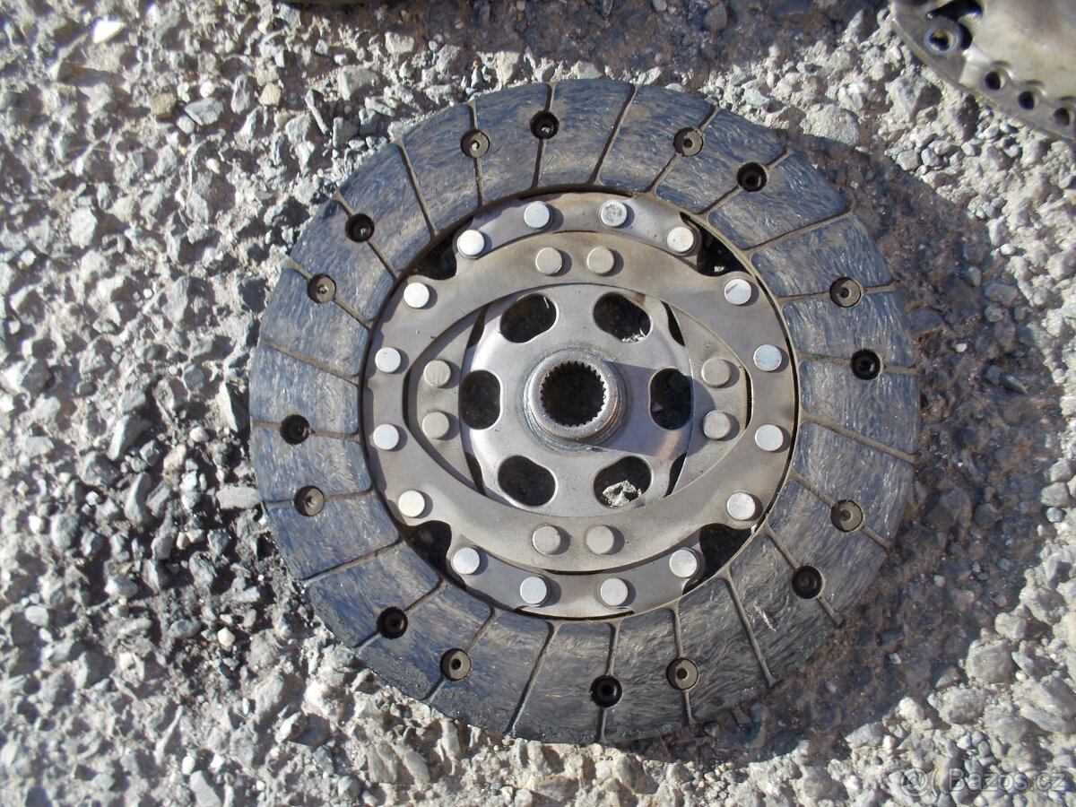 Spojka VW Golf IV 1.9TDI 74kw - 5