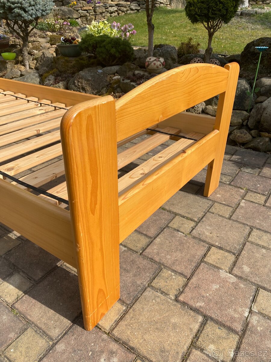 Dřevěný rám postele + rošt 90×200 - 5