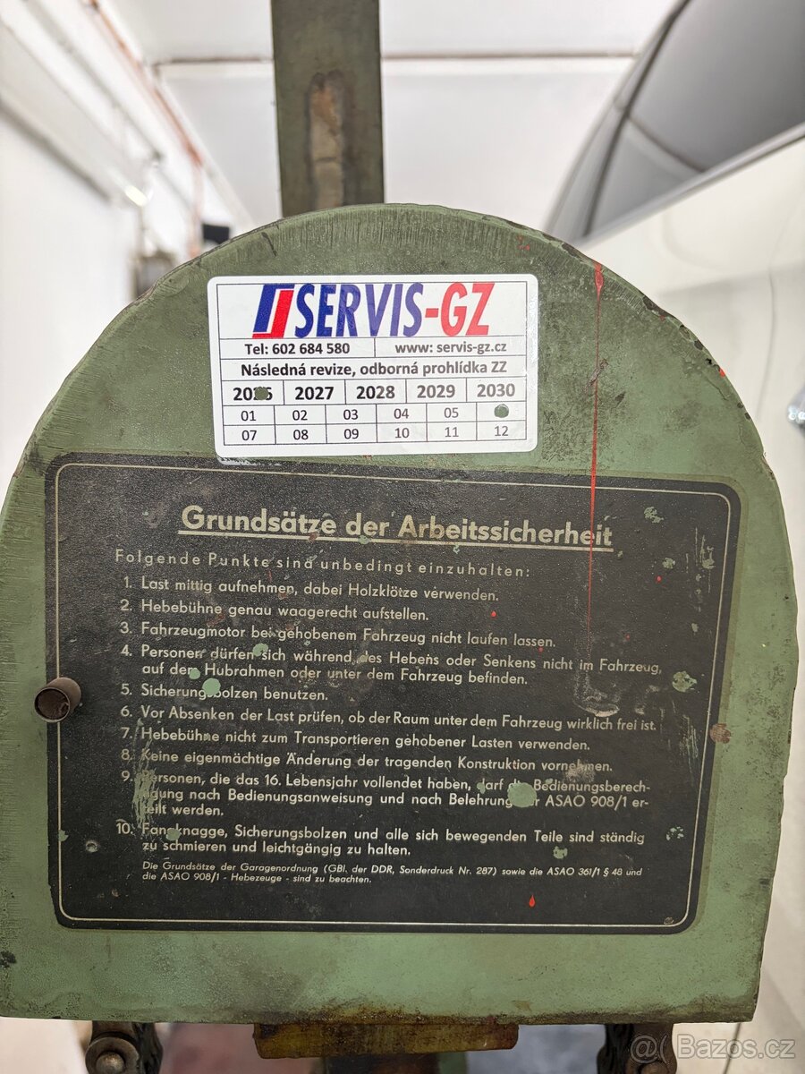 Nůžkový hever/zvedák - 5