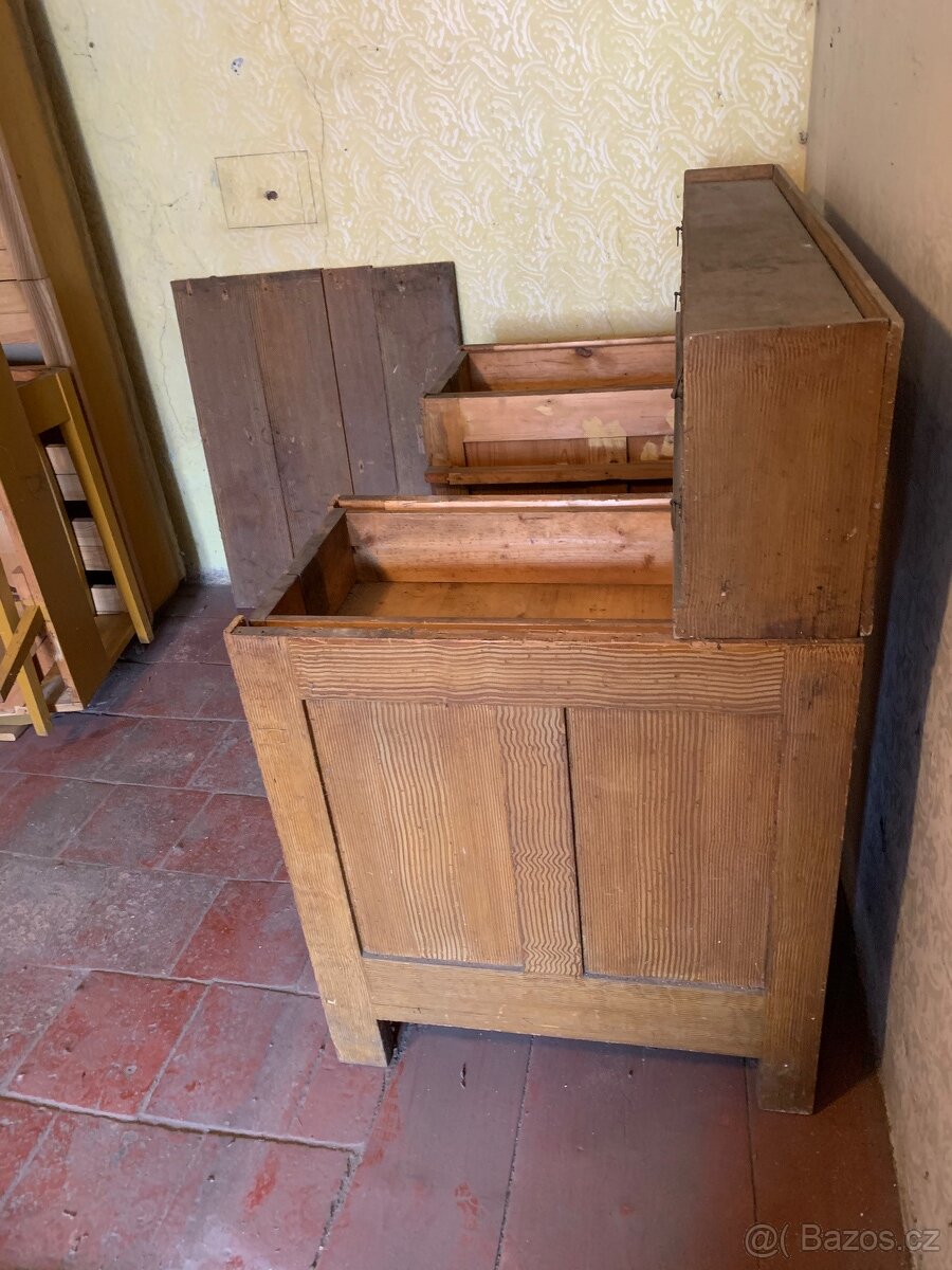 starožitný fládrovaný psací stůl - 5