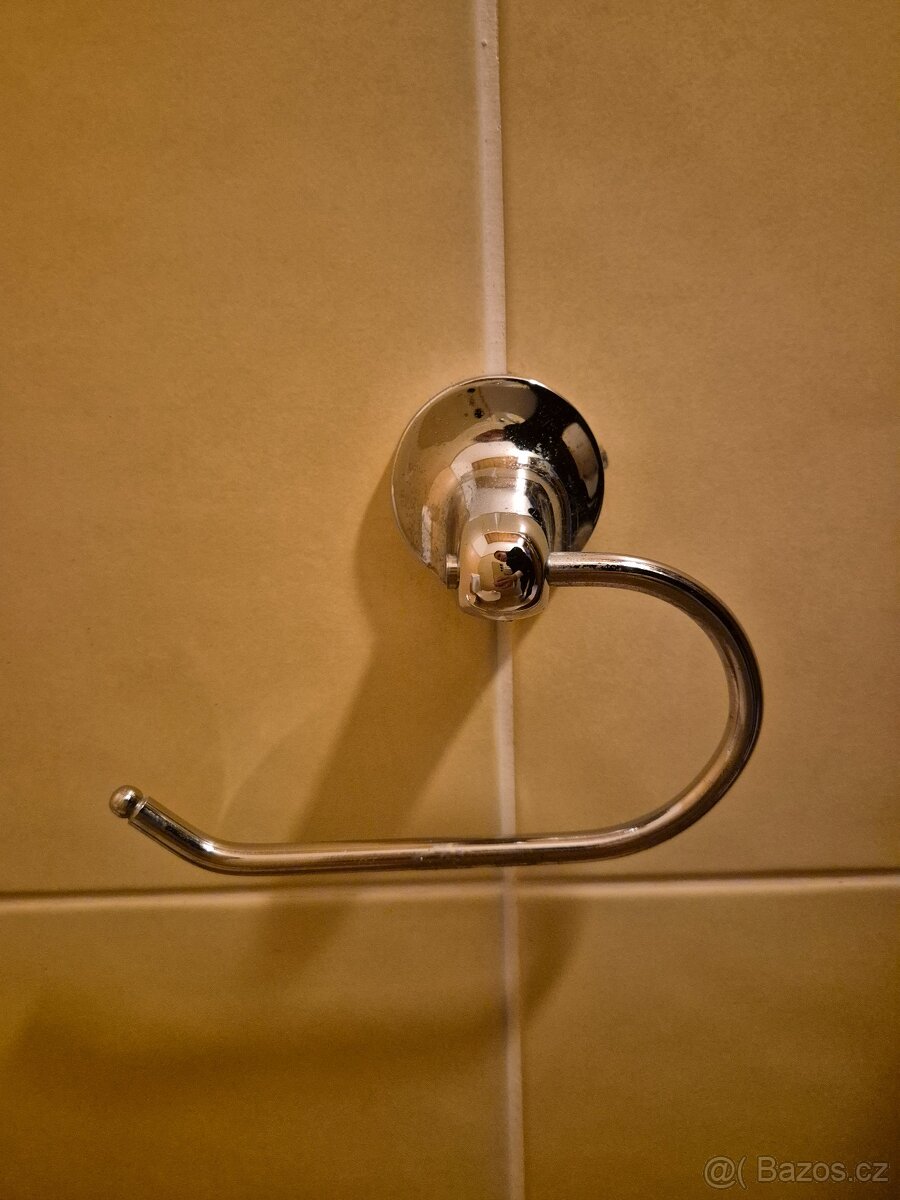 WC mísa 390 x 650 + prkýnko + držák na papír - 5