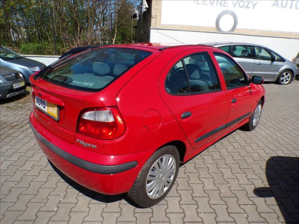 Renault Megane 1,6 16V - 5