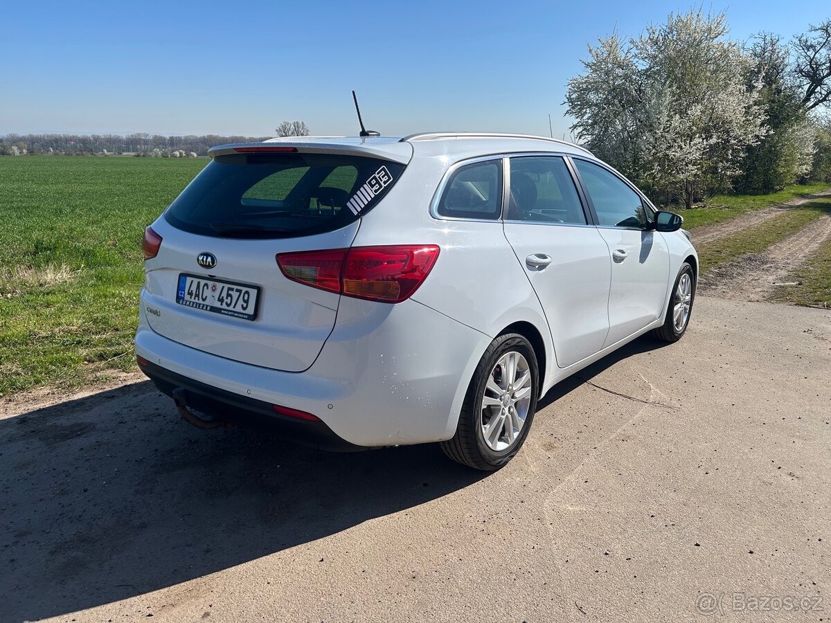 KIA ceed SW 1,6gdi 99kW - 2014 - 5