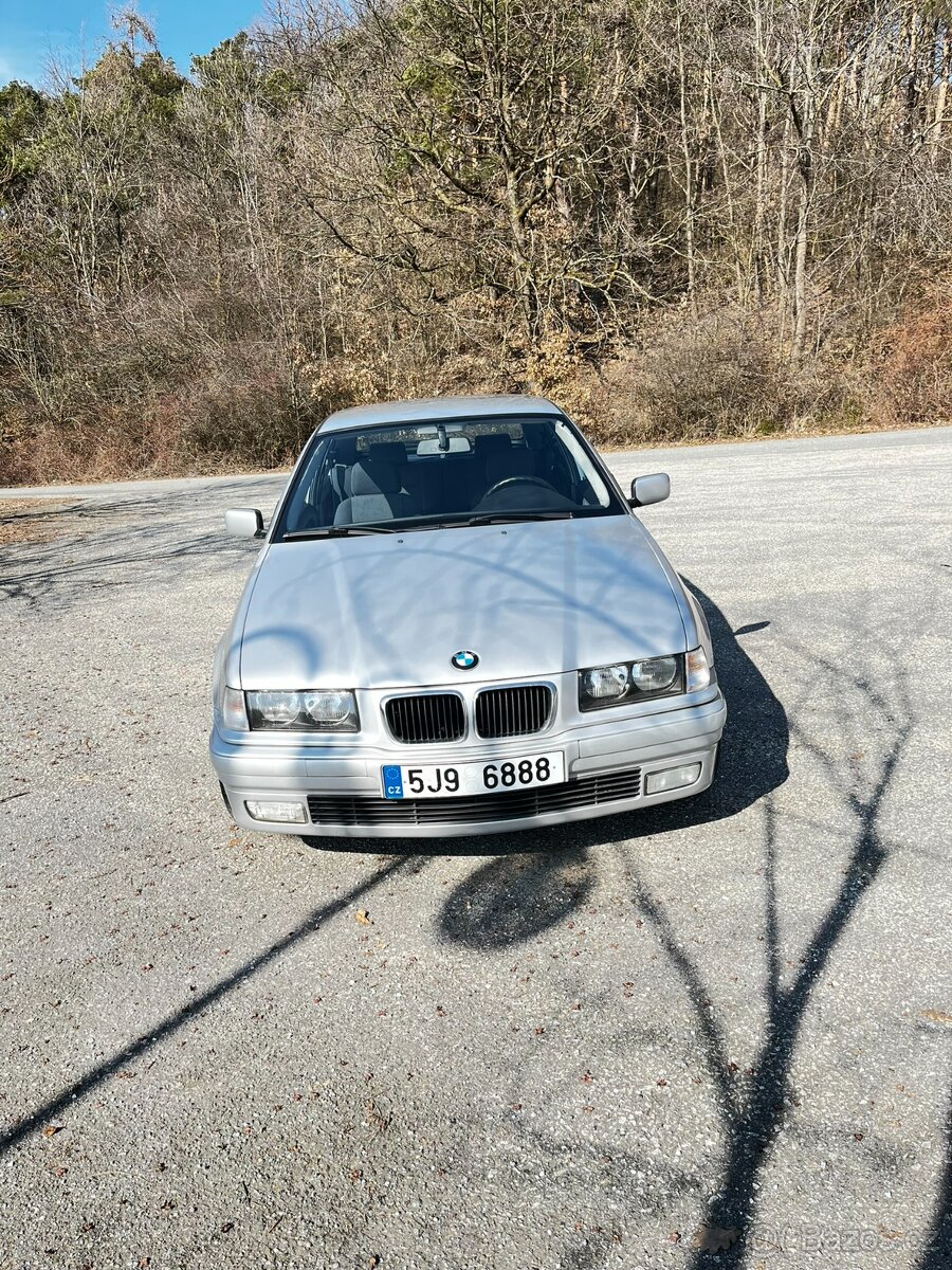 BMW E36 compact 316i - 5