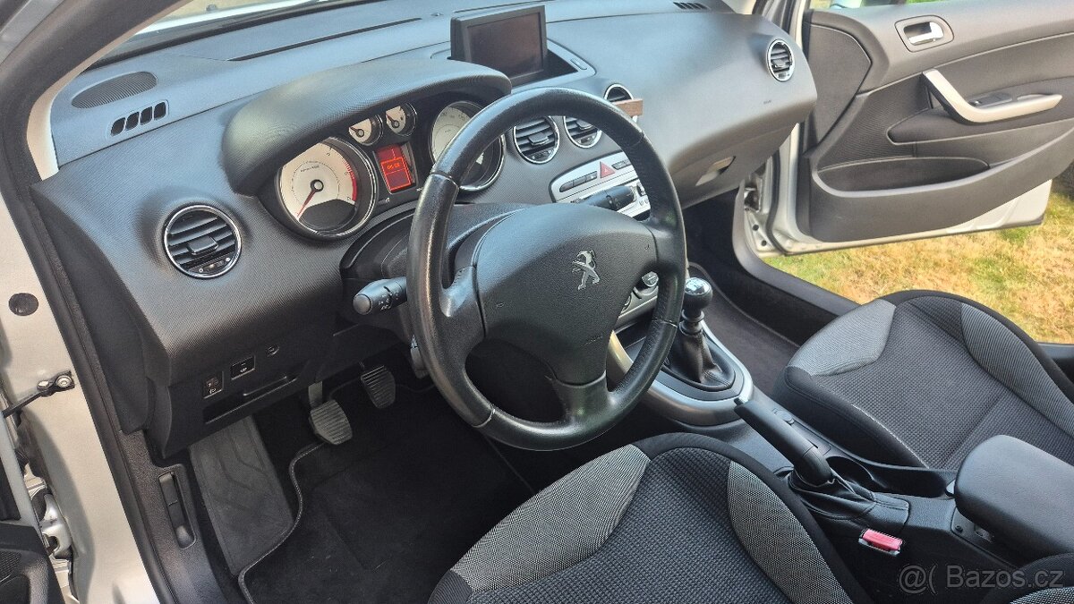 Peugeot 308 SW 2013 - 5