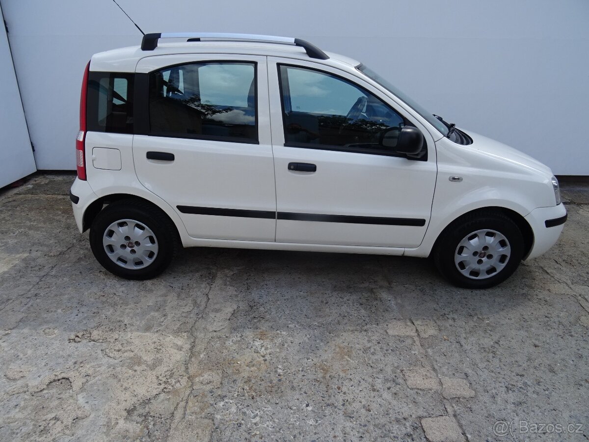 Fiat Panda 1.2i,51kW,klimatizace,STK: 07/2028 - 5