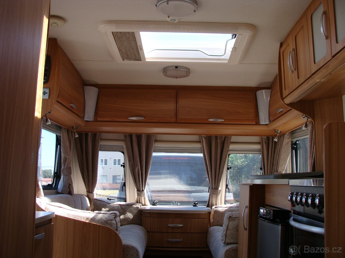 karavan Lunar Clubman SI rok 2012 - 5