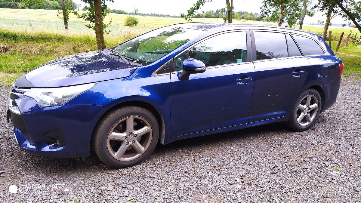Toyota Avensis 2,0 D 105 kw - 5