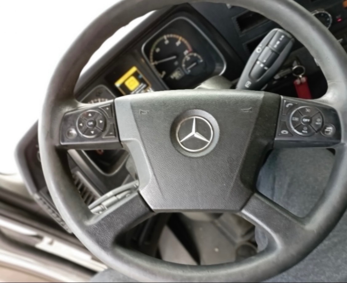 Mercedes Benz Actros 1845 - 5