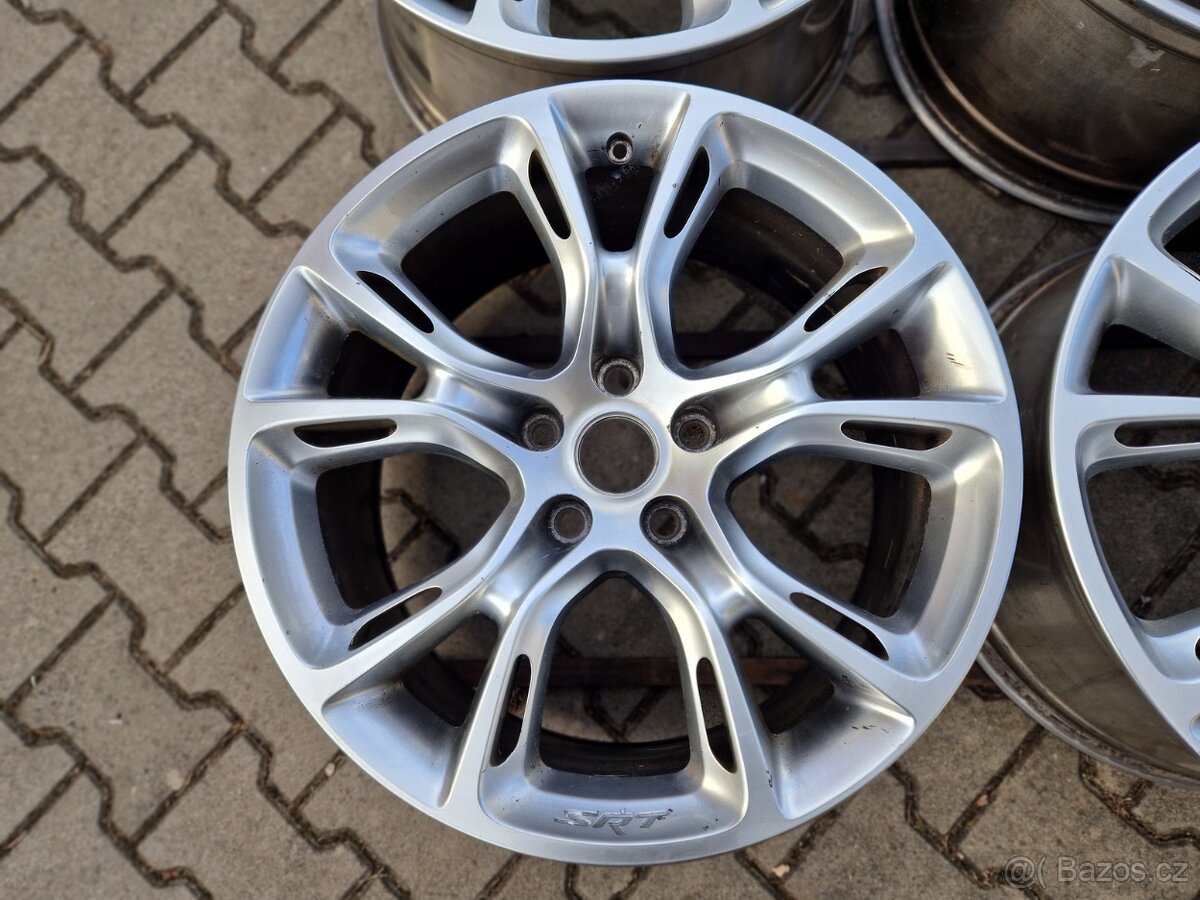 Jeep Grand Cherokee SRT R20 / Dodge Durango kola, alu disky