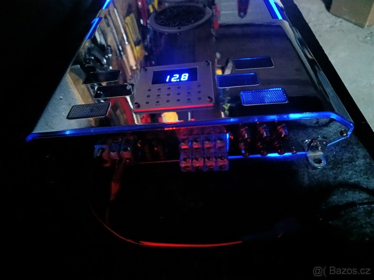 Legendární Zesilovač Audiobahn A6601T - 5