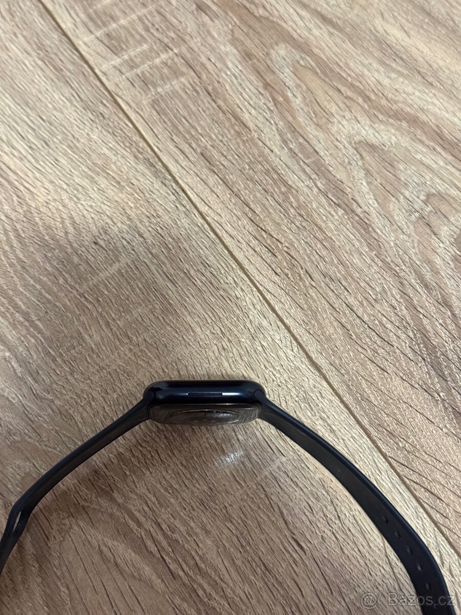 Apple Watch 8 45mm - 5