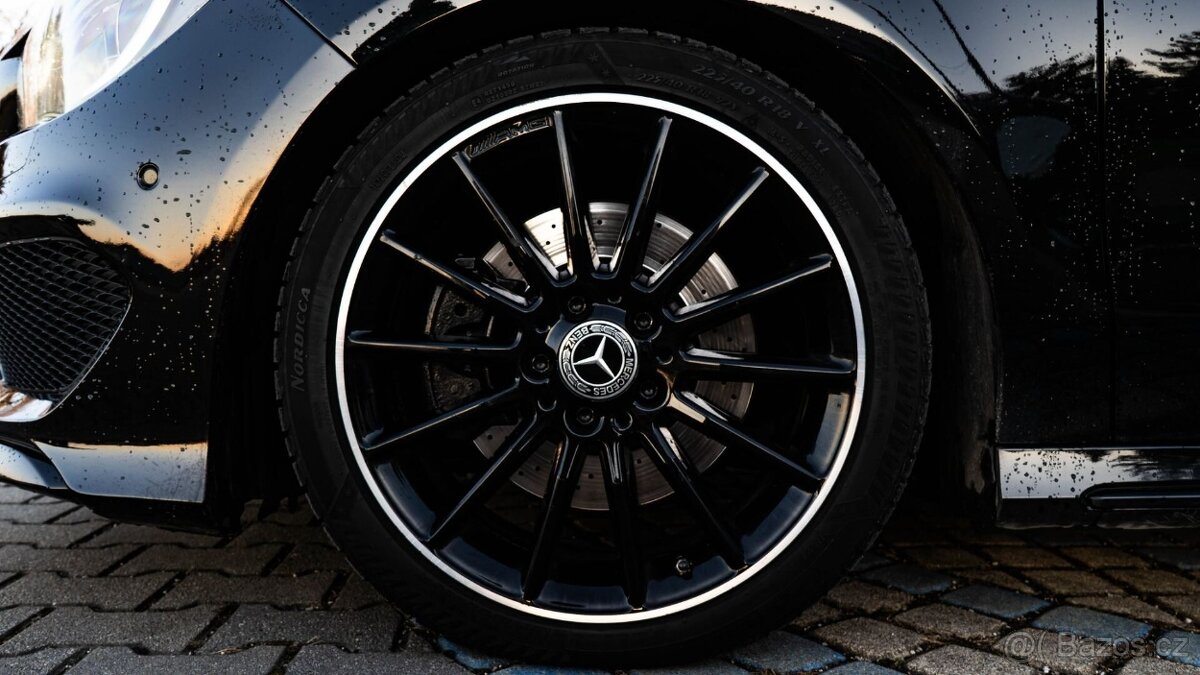 Mercedes-Benz CLA Shooting Brake SB 220 CDI AMG LINE 4matic - 5