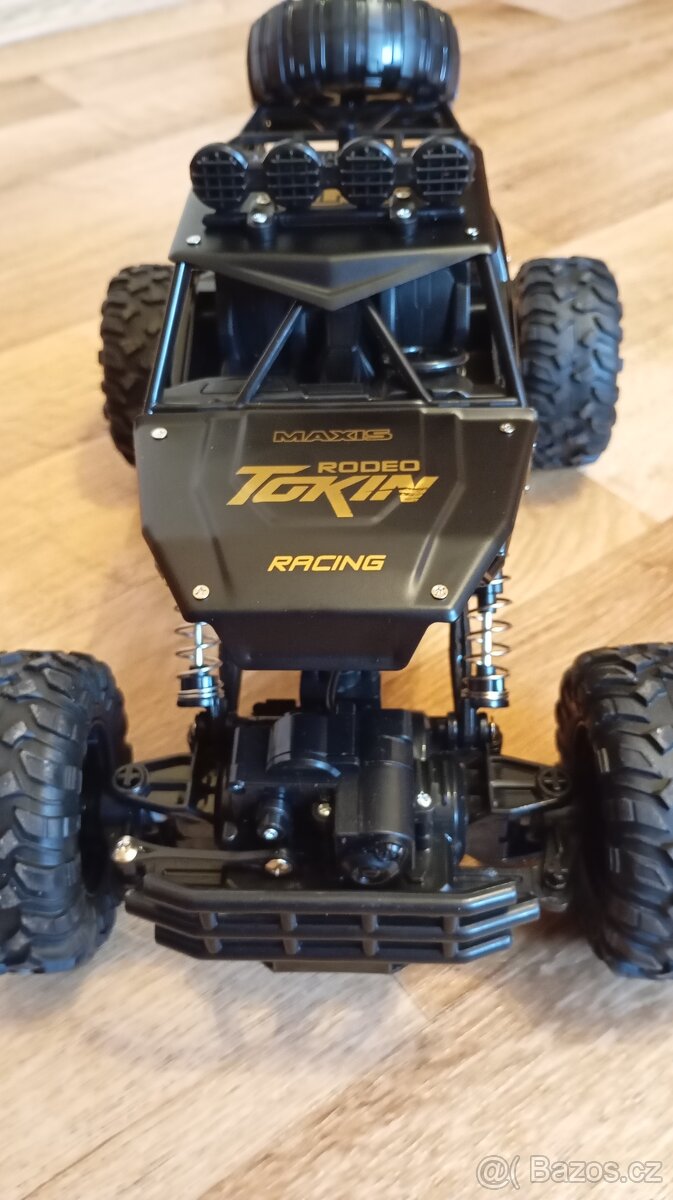 Prodám zánovní auto na DO - 5