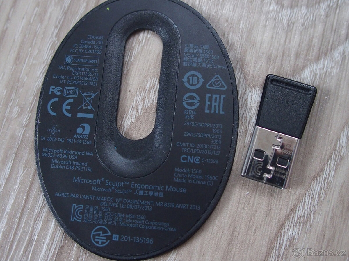 Microsoft Sculpt Ergonomic Mouse, komfortní myš - 5