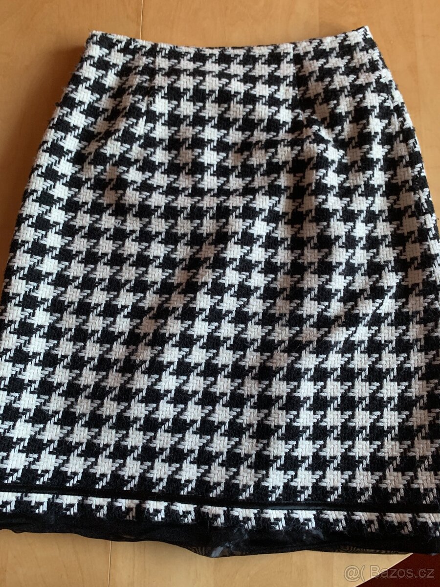 černobílá značková sukně - vel. S/M - 5