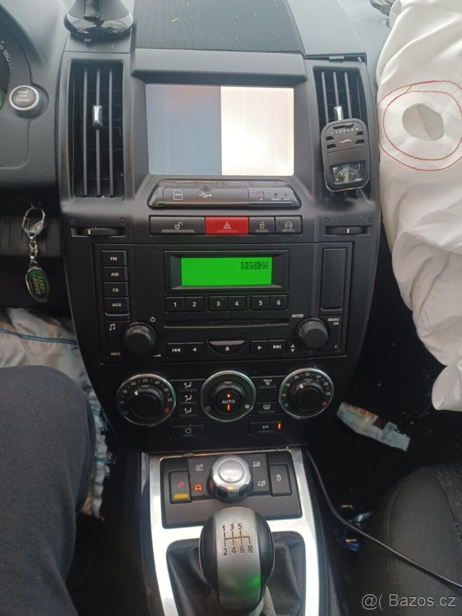 Rozpredám Land Rover Freelander 2 2.2TD4 4x4 224DT - 5