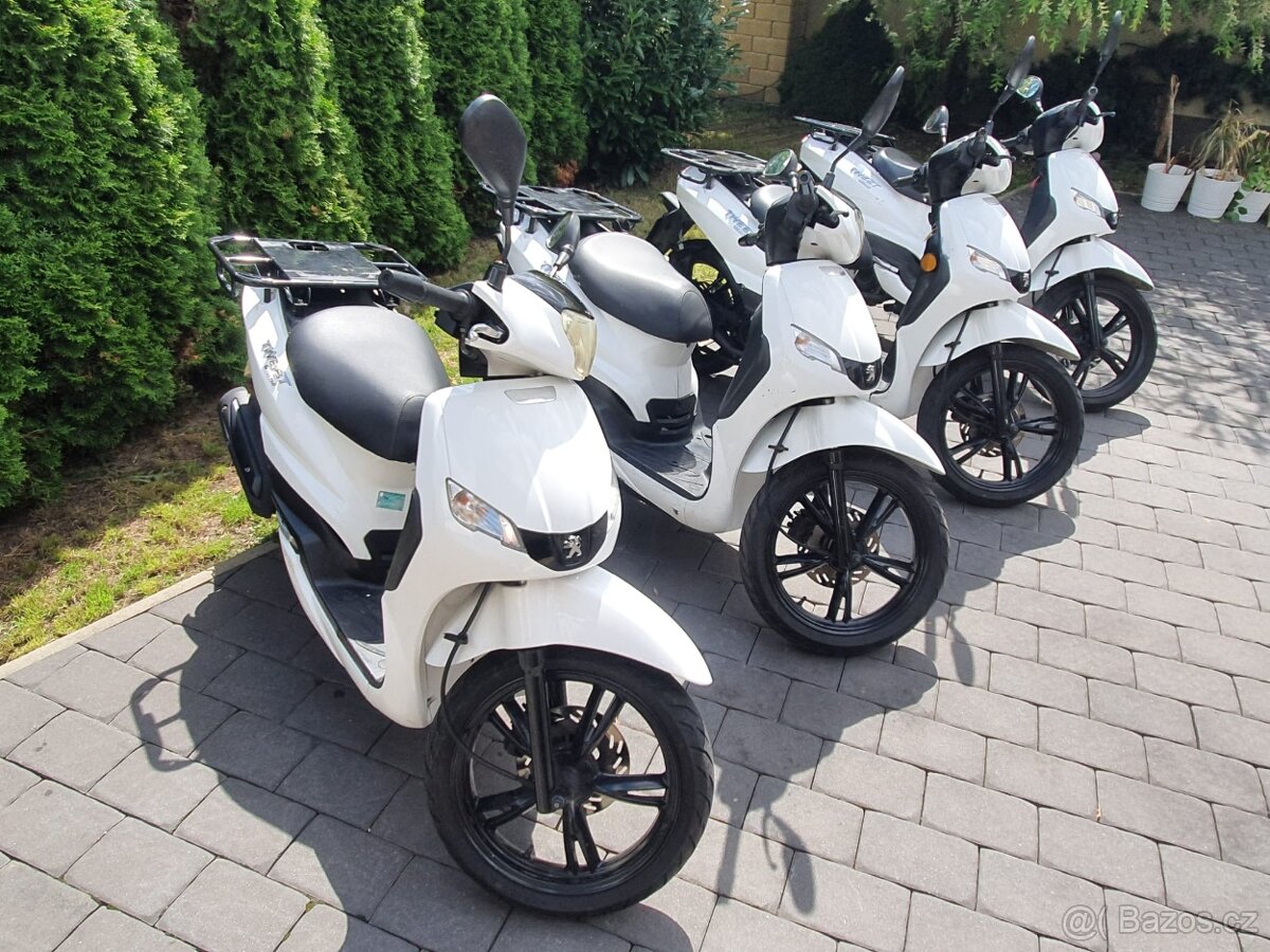 Půjčovna-pronájem skútrů, Bolt, Wolt, Foodora - 5