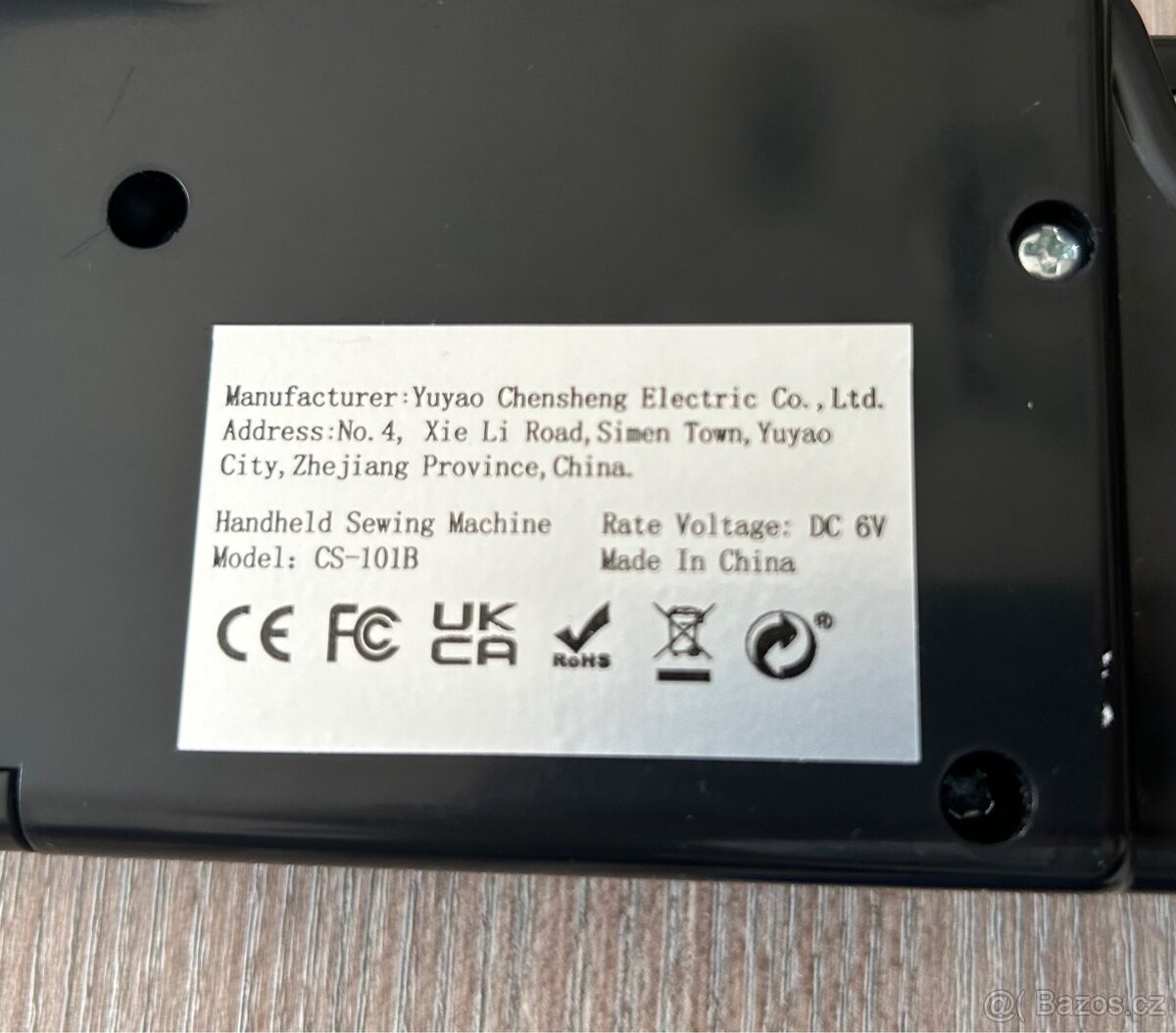 Ruční šicí stroj - 5