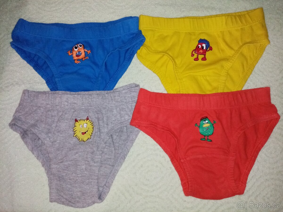 Různé sady slipů + ponožky + punčocháče - 5