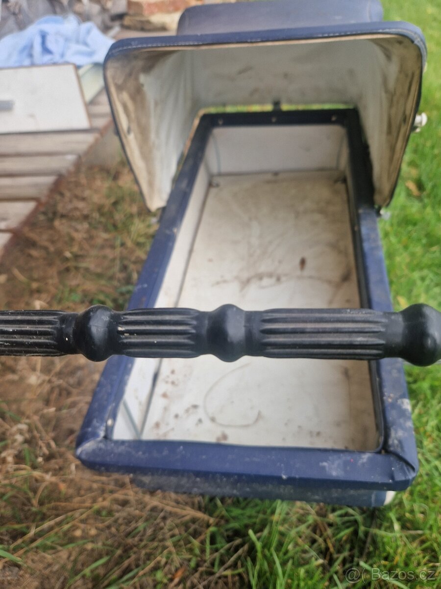 Starý dětský kočárek - 5